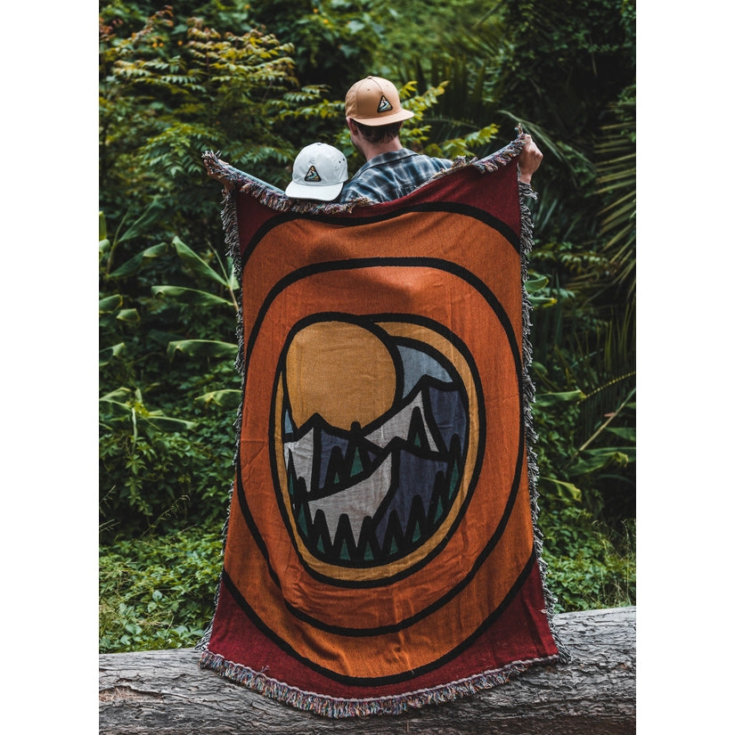 Cabin Knit Throw