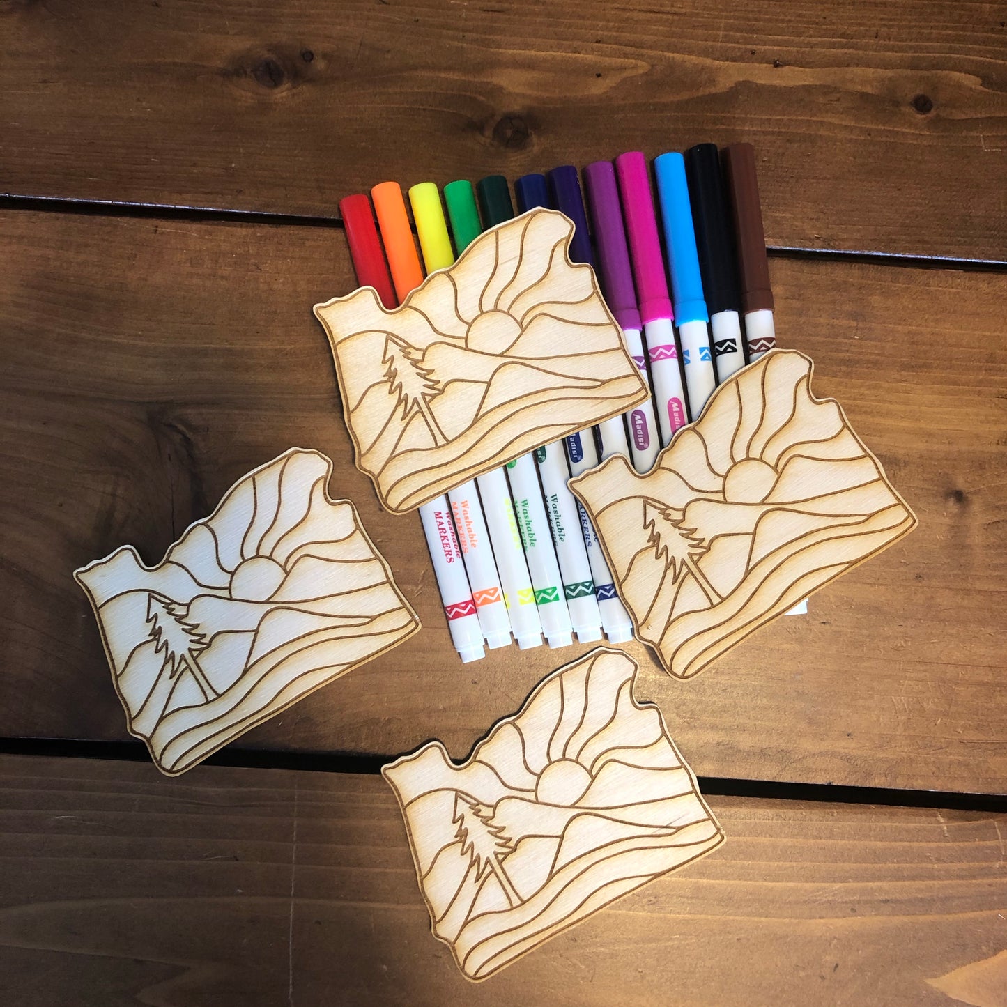 Coloring Magnet Sets