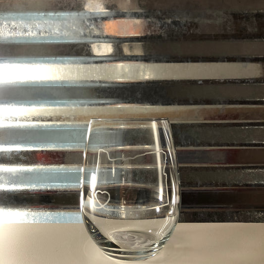 Rogue Heart Wine Glass